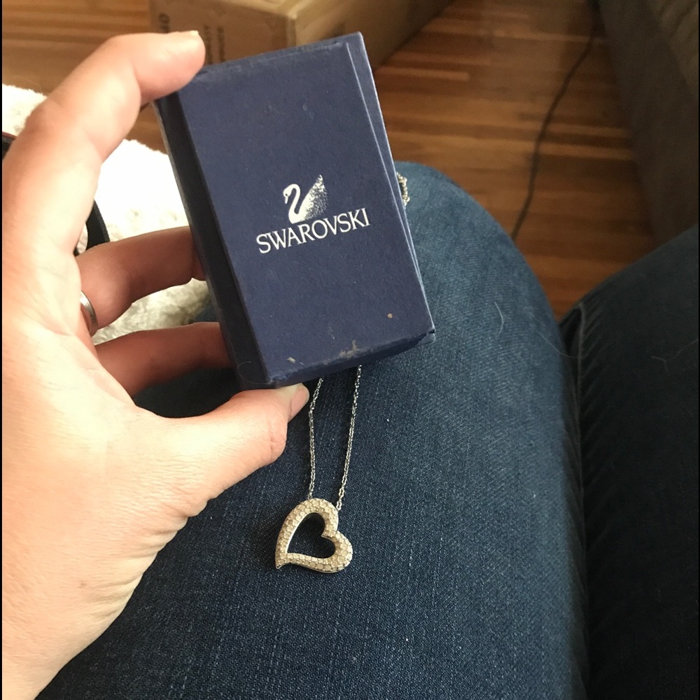 Swaroski heart shaped necklace